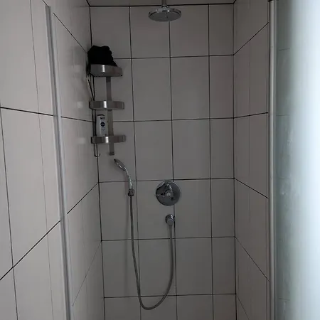 公寓 Gemuetliches In Der Modernen Schwalbennest Im Eg Rechts